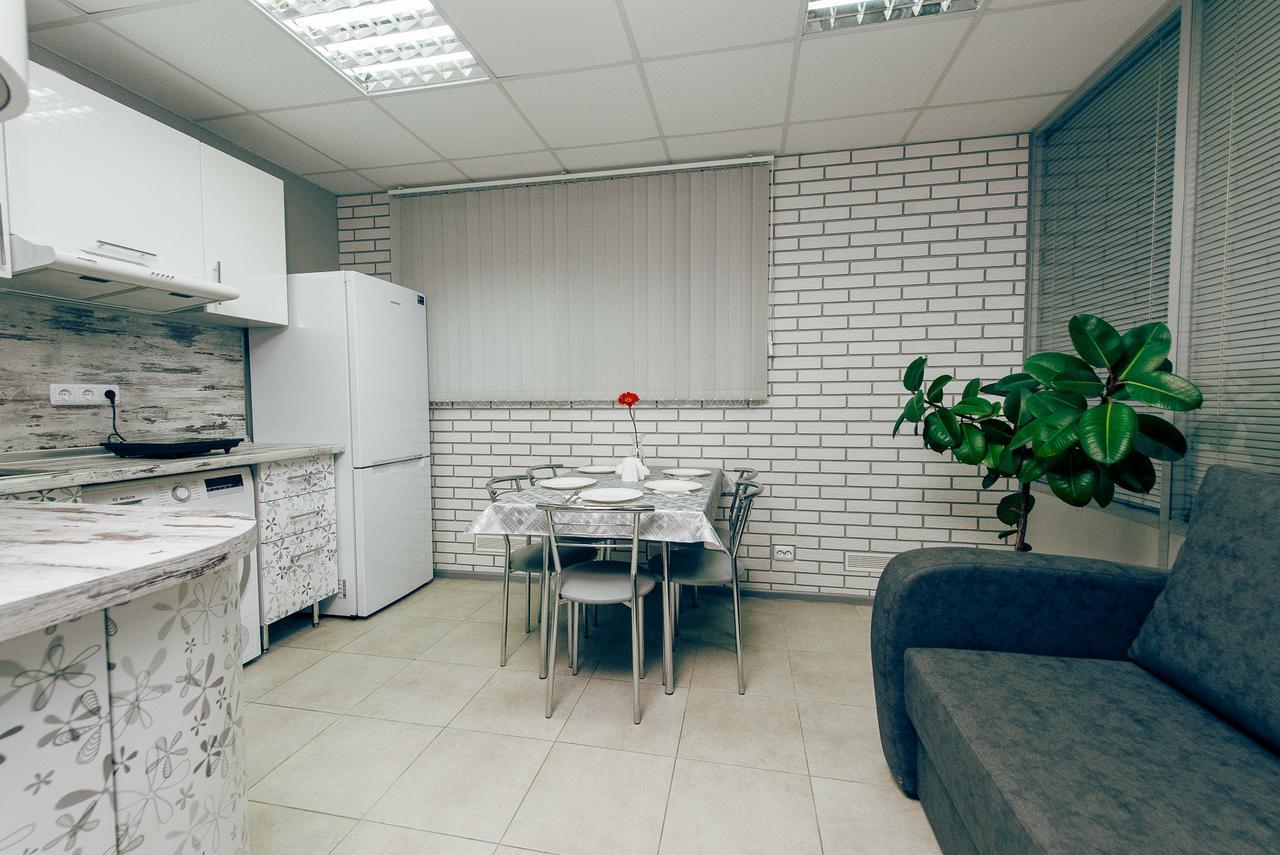 Tenistiy Hostel โอเดสซา ภายนอก รูปภาพ