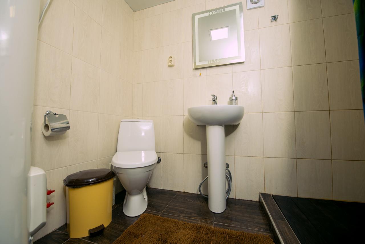 Tenistiy Hostel โอเดสซา ภายนอก รูปภาพ